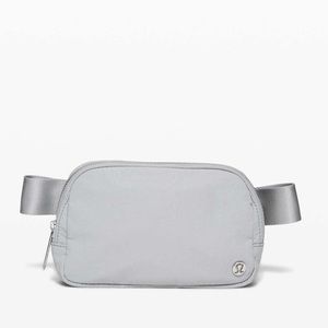 Lululemon Everywhere Belt Bag
